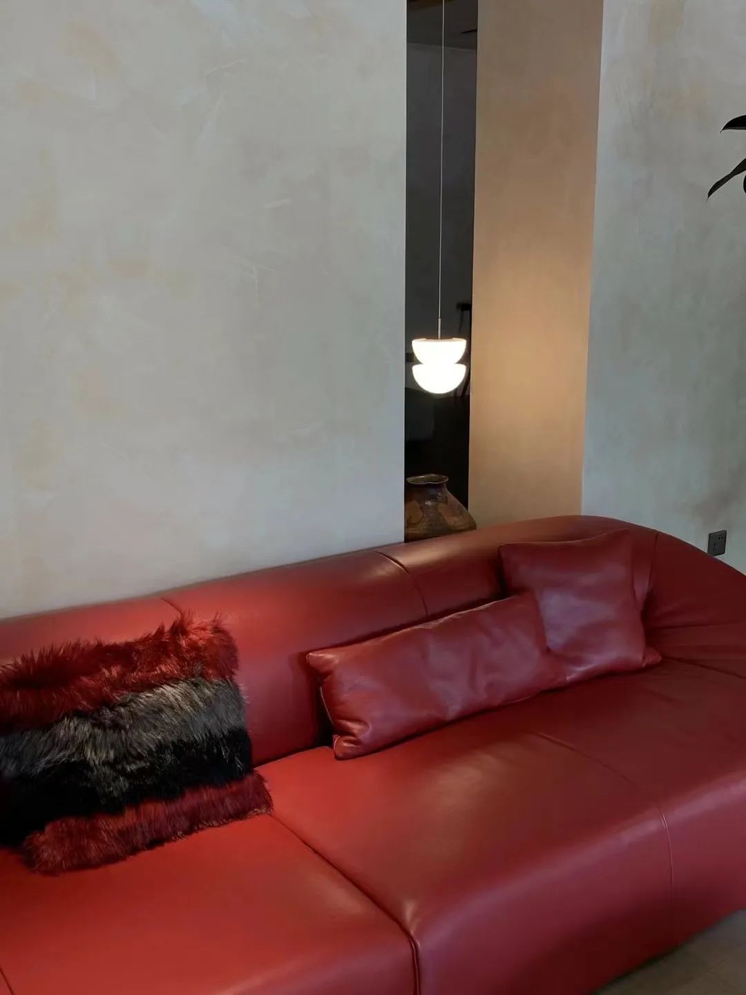 案例分享 | 品质生活与格调 精品家居店玛莫洞石应用